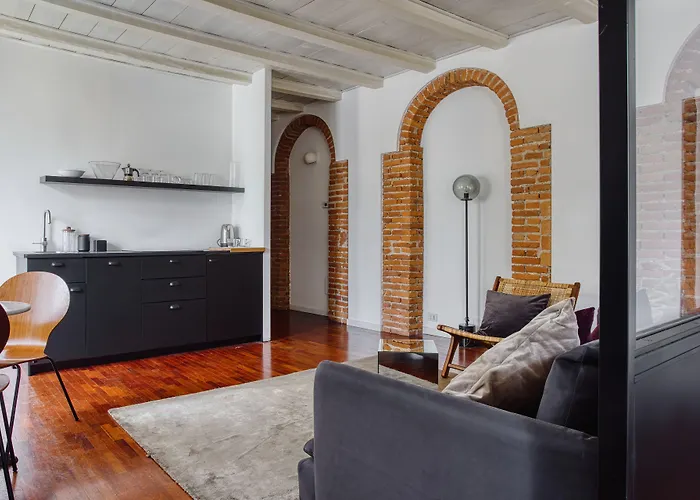 Joivy Superb In The Centre Of Apartament Mediolan